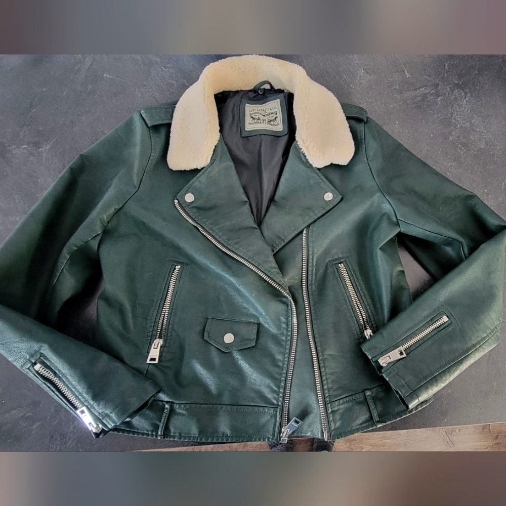 Levis Bomber Jacket Size L